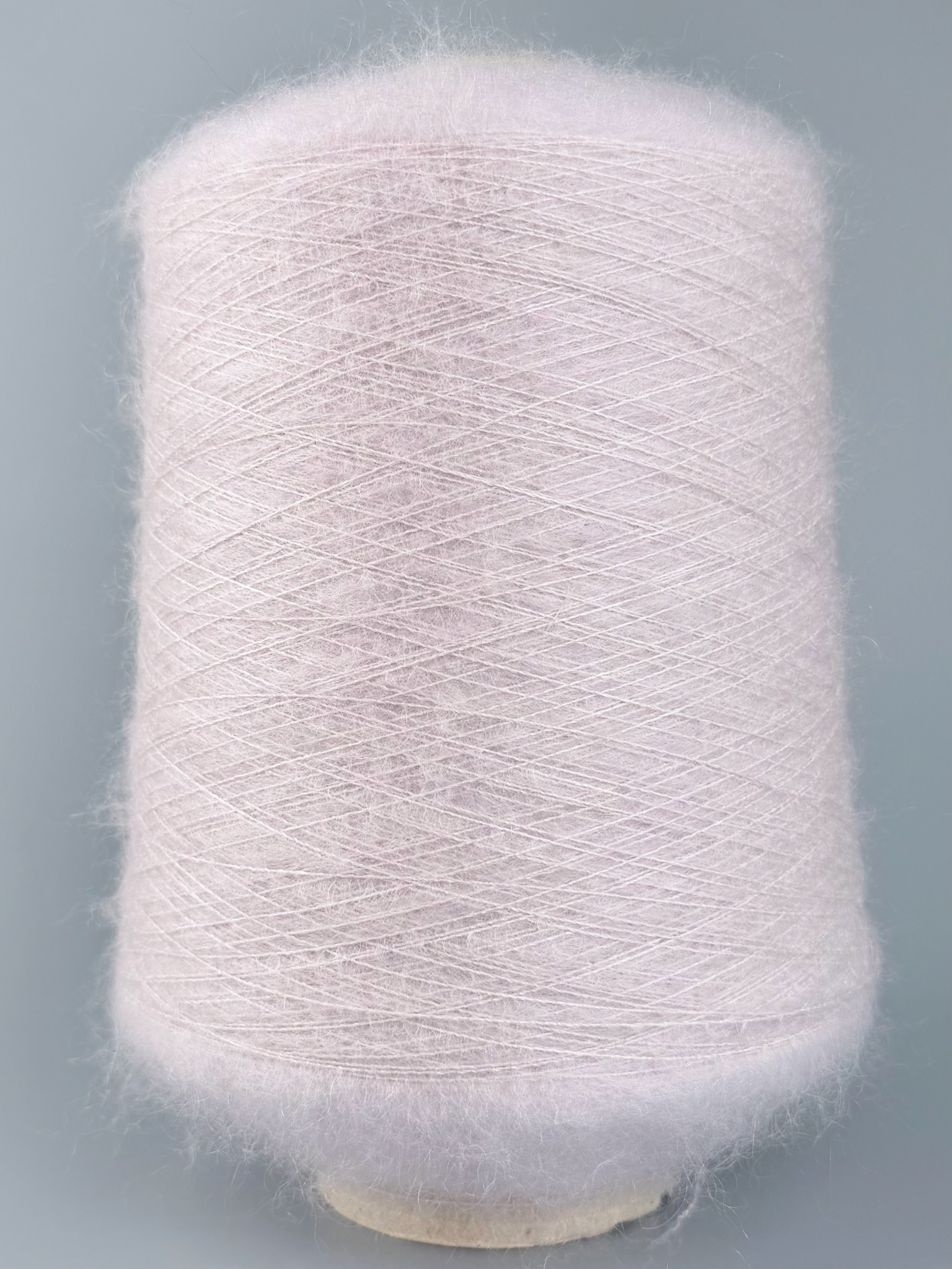 Manifattura Sesia Art. Vivienne 850 m / 100 g – Fil en kid mohair et soie de mûrier col. Gris perle 1355 photo 2
